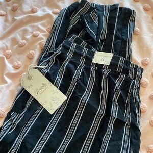 Royalty For Me collection linnen viscose blended pocket  striped pants 2XL NWT